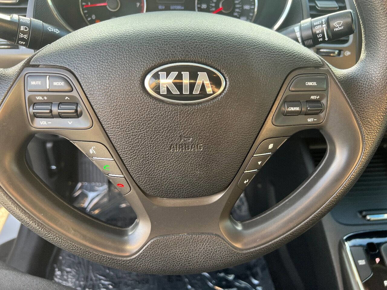 Used 2018 Kia Forte LX w/ LX Popular Package image 16