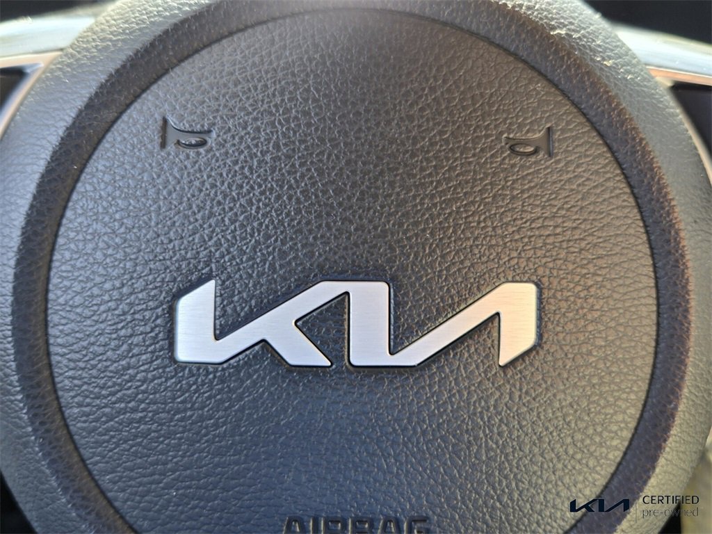 Certified 2022 Kia Forte LXS w/ LXS Technology Package image 29