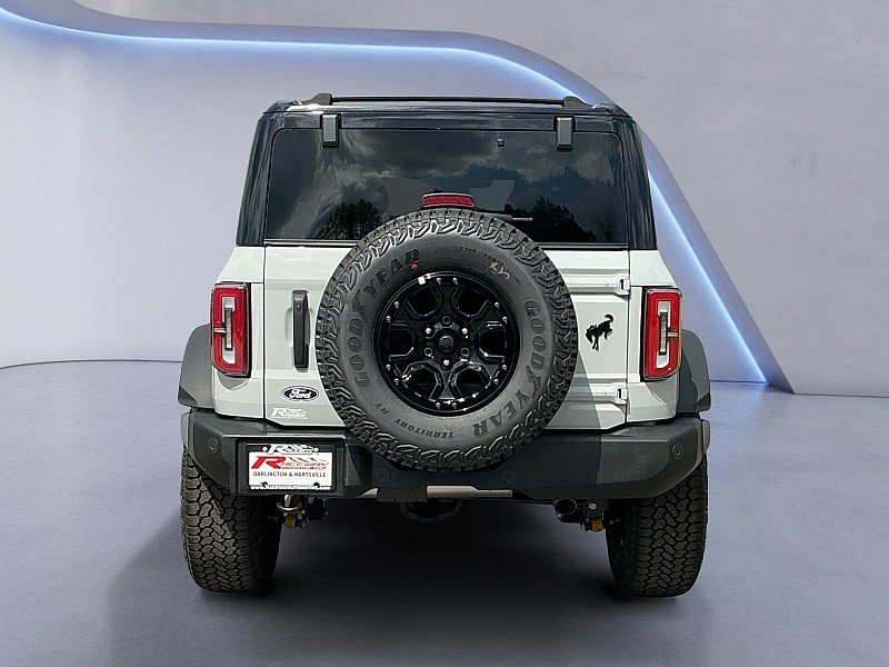 New 2026 Ford Bronco Outer Banks w/ Sasquatch Package image 4