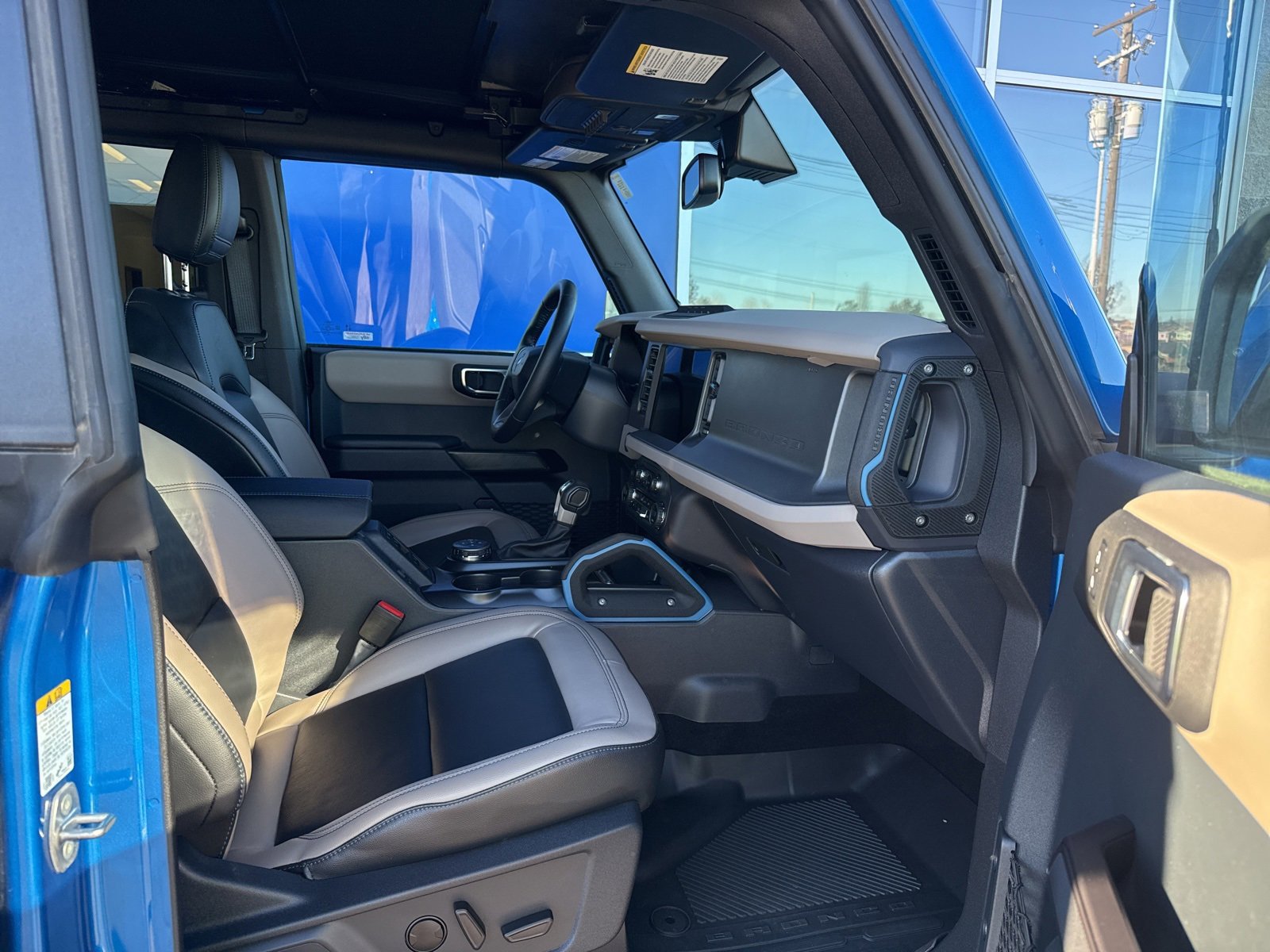 Used 2024 Ford Bronco Wildtrak image 13