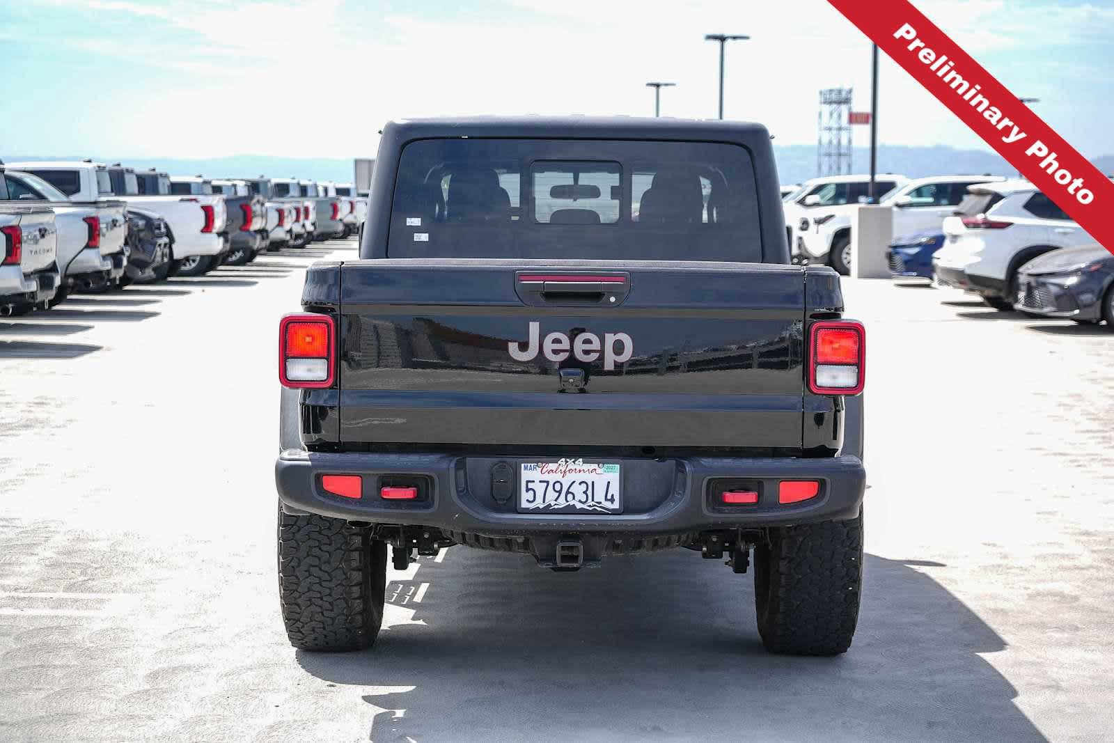 Used 2020 Jeep Gladiator Rubicon w/ Trailer Tow Package AWD/4WD image 7