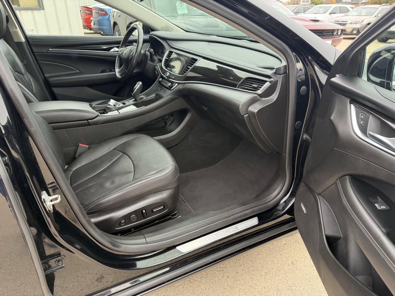 Used 2018 Buick LaCrosse Premium w/ Driver Confidence Package #2 AWD/4WD image 11