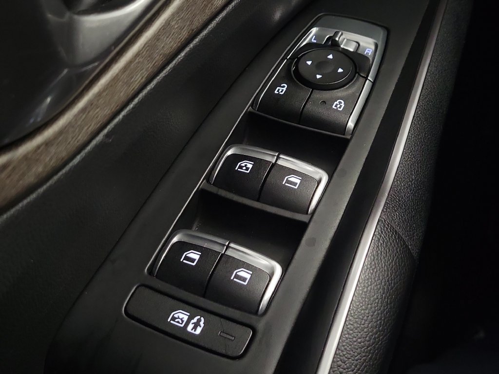 Used 2022 Kia Sorento EX w/ Panoramic Sunroof Package FWD image 14