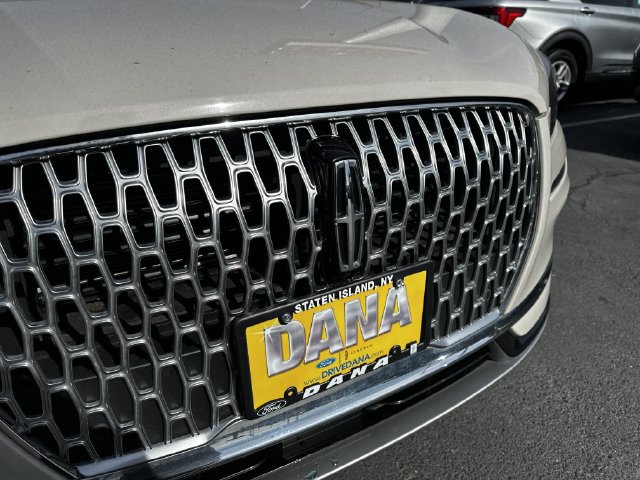 Certified 2023 Lincoln Corsair AWD w/ Equipment Group 101A image 10