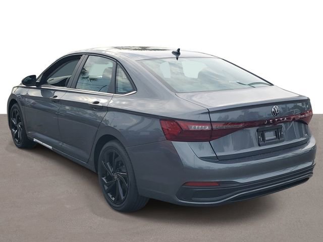 New 2026 Volkswagen Jetta SE FWD image 3