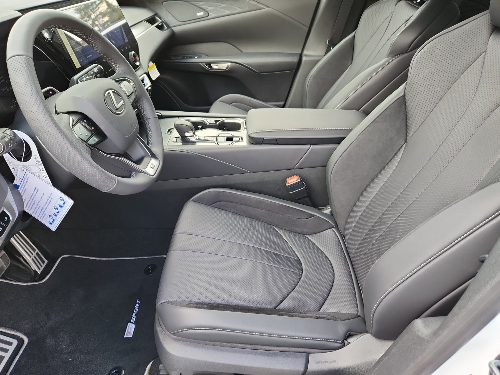 New 2026 Lexus RX 500h F Sport w/ Convenience Package AWD/4WD image 29