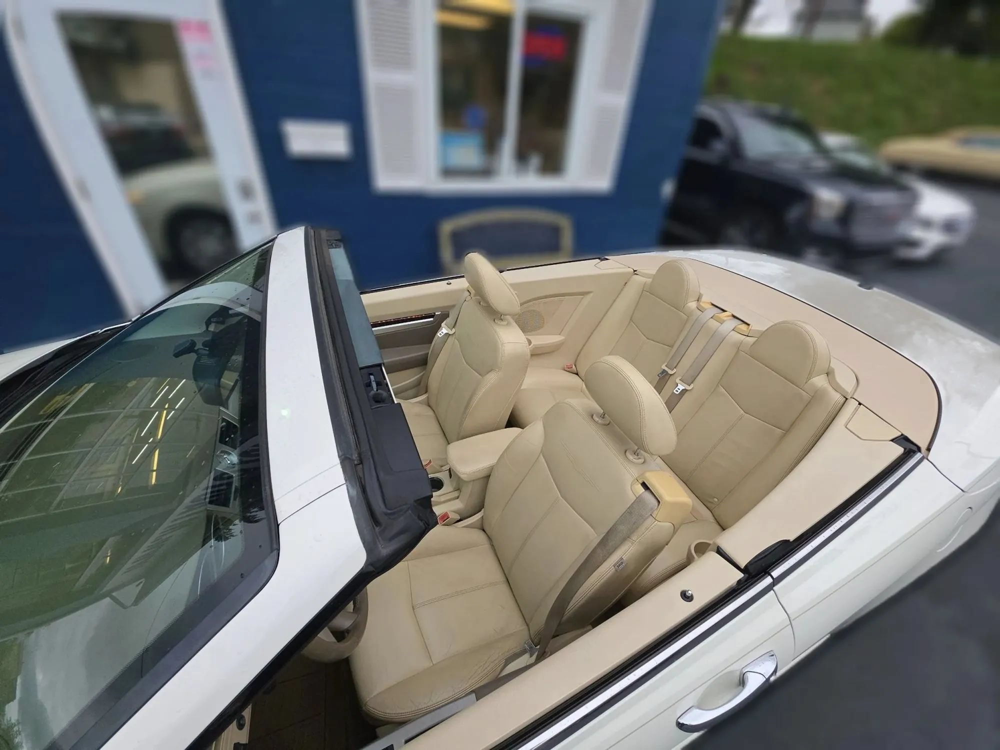 Used 2008 Chrysler Sebring Limited w/ Luxury Group FWD image 11