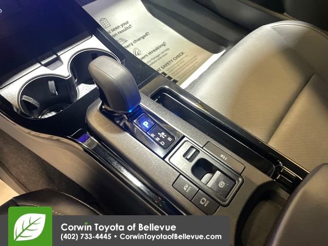 Used 2024 Toyota Prius Limited w/ Limited Premium Package image 24