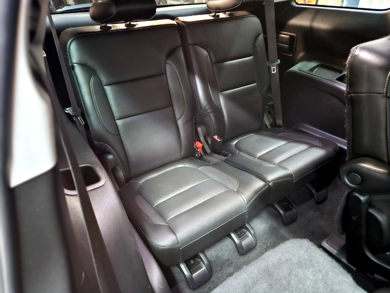 Used 2019 GMC Acadia SLT image 16