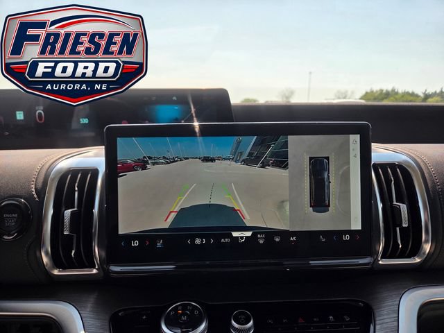 Used 2025 Ford Expedition Platinum w/ Driver's Package AWD/4WD image 21