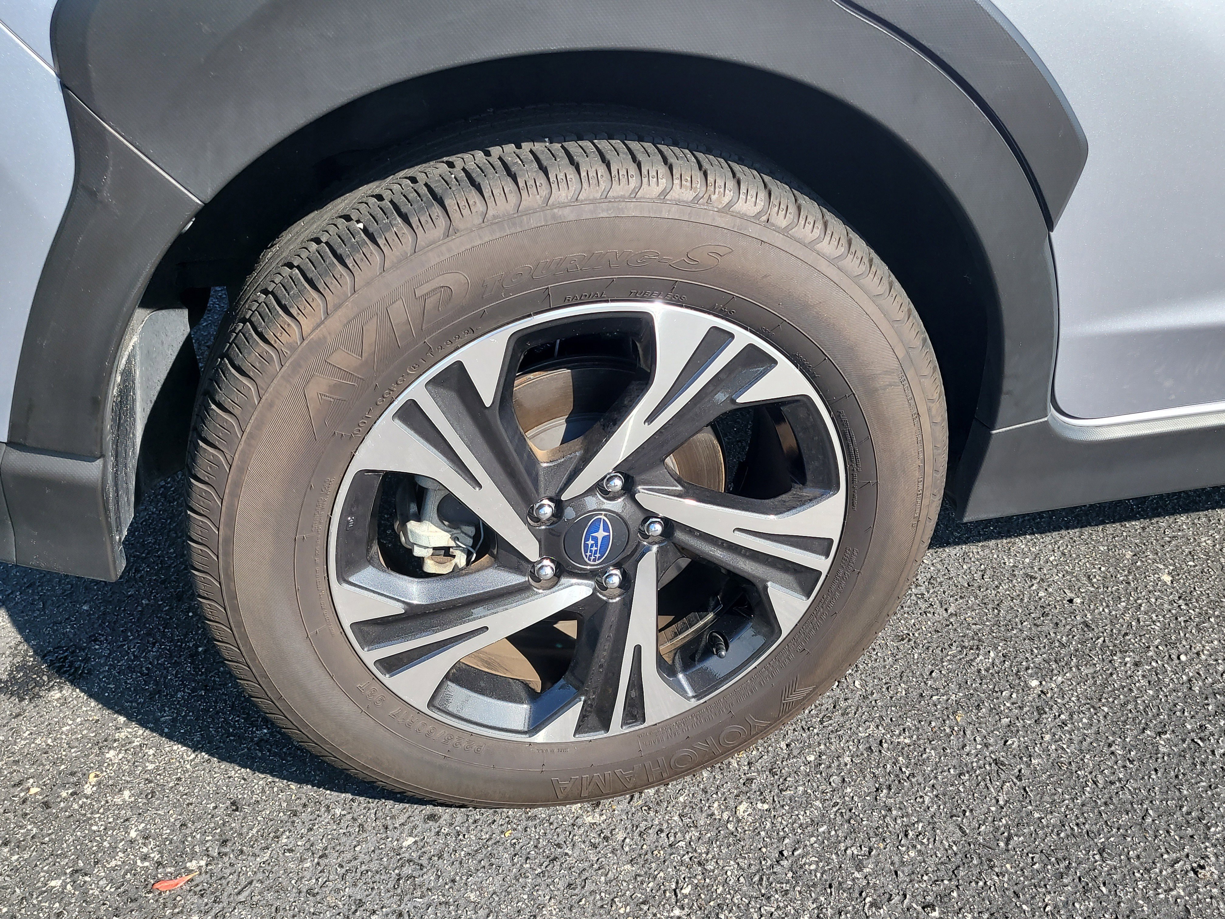 Used 2024 Subaru Crosstrek 2.0i Premium image 9