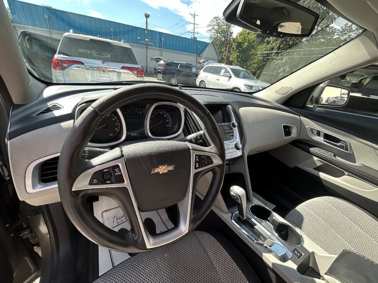 Used 2012 Chevrolet Equinox LT w/ Driver Convenience Package FWD image 5