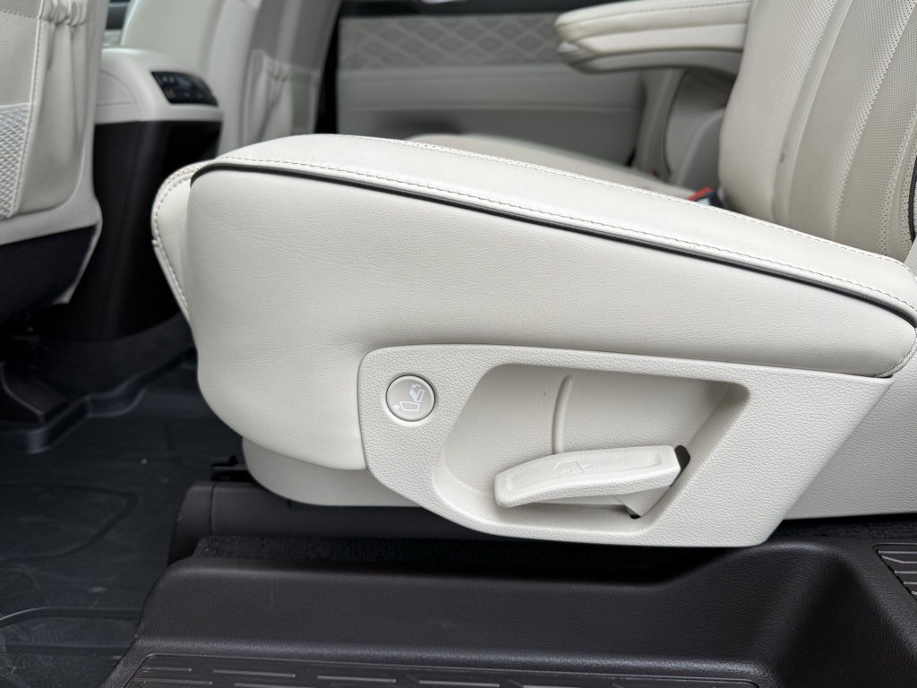 Certified 2021 Hyundai Palisade Calligraphy w/ Winter Package image 20