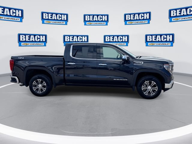 Used 2025 GMC Sierra 1500 SLT AWD/4WD image 9