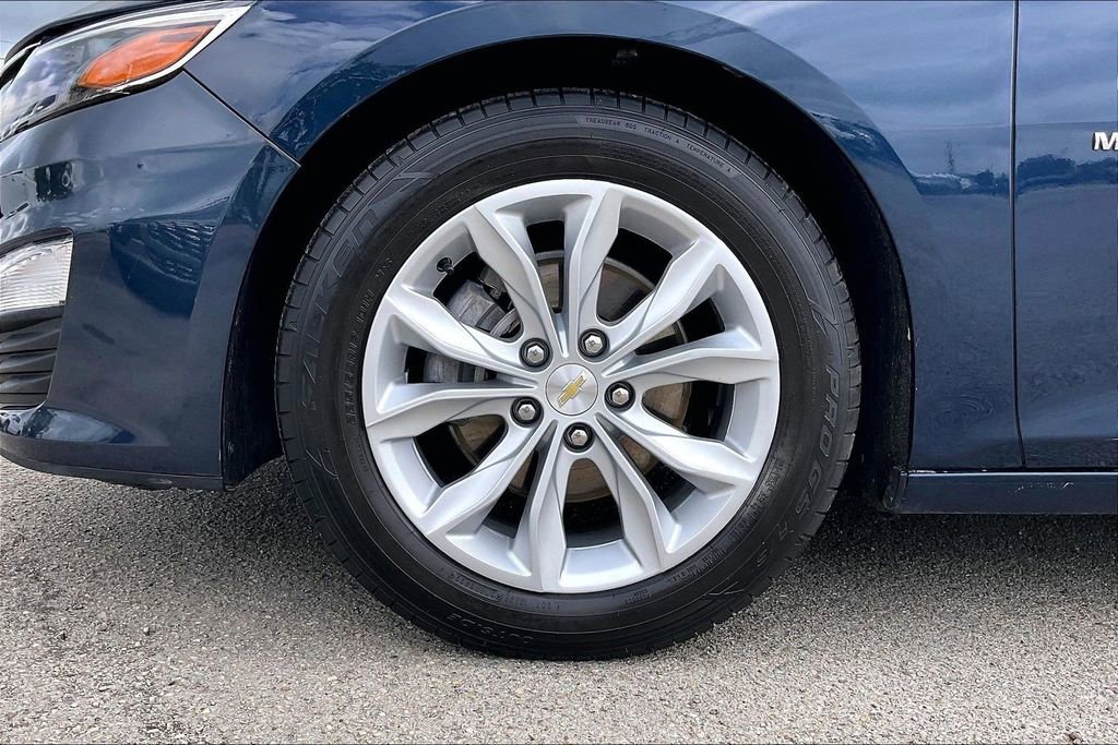 Used 2022 Chevrolet Malibu LT FWD image 35