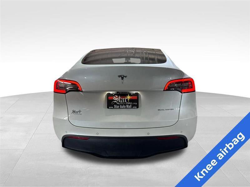 Used 2020 Tesla Model Y Long Range image 6