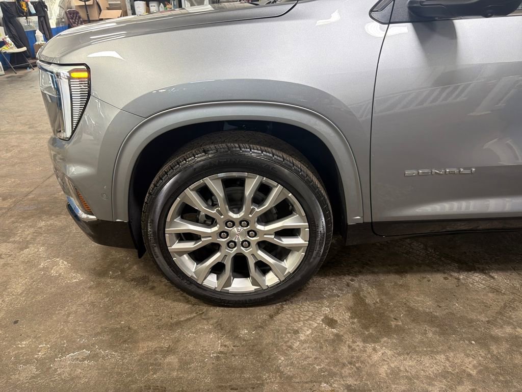New 2026 GMC Acadia Denali w/ Super Cruise Package image 25