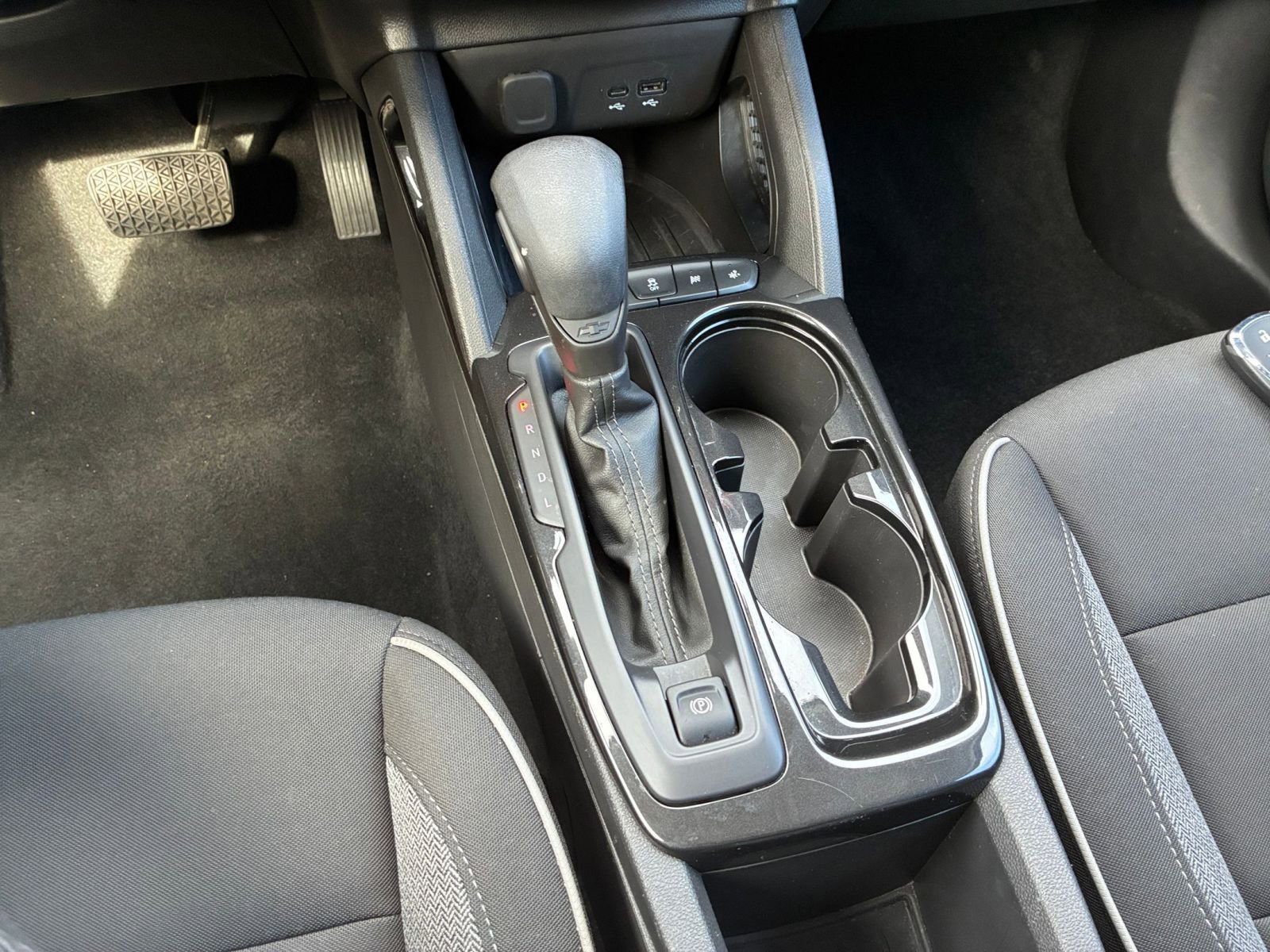 Used 2025 Chevrolet TrailBlazer LT image 40