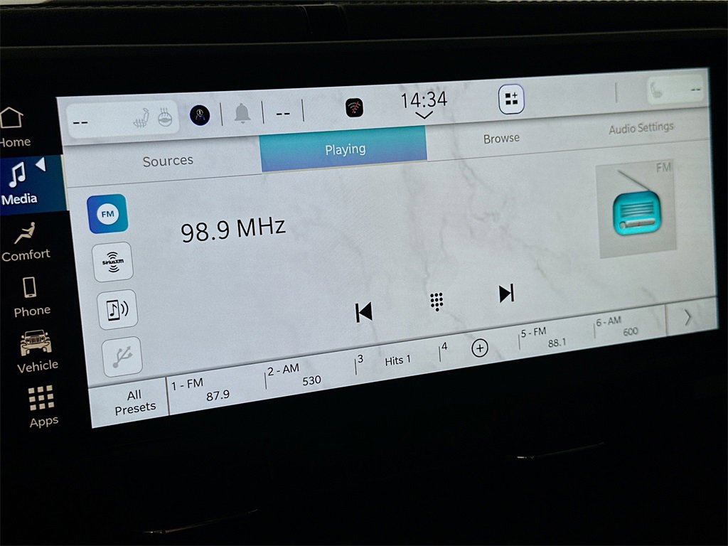 Used 2024 Jeep Wrangler Sahara w/ Safety Group image 26