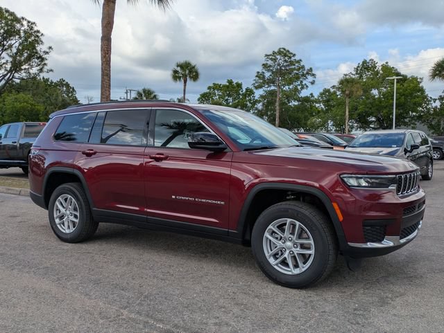 New 2026 Jeep Grand Cherokee Laredo X RWD image 2