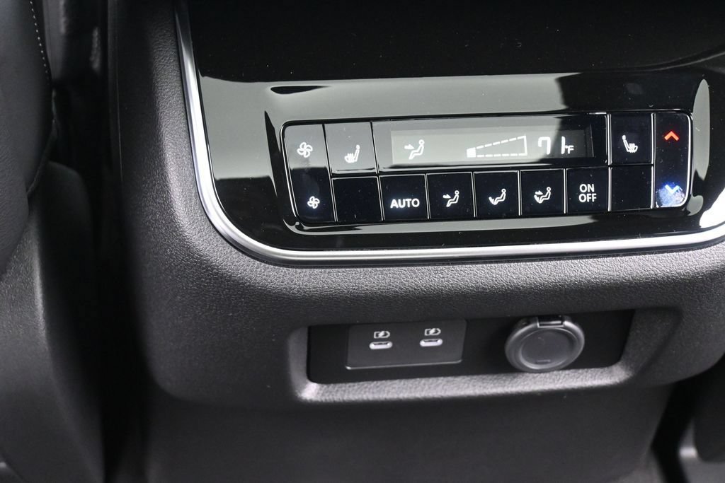 New 2026 Nissan Armada Platinum AWD/4WD image 15