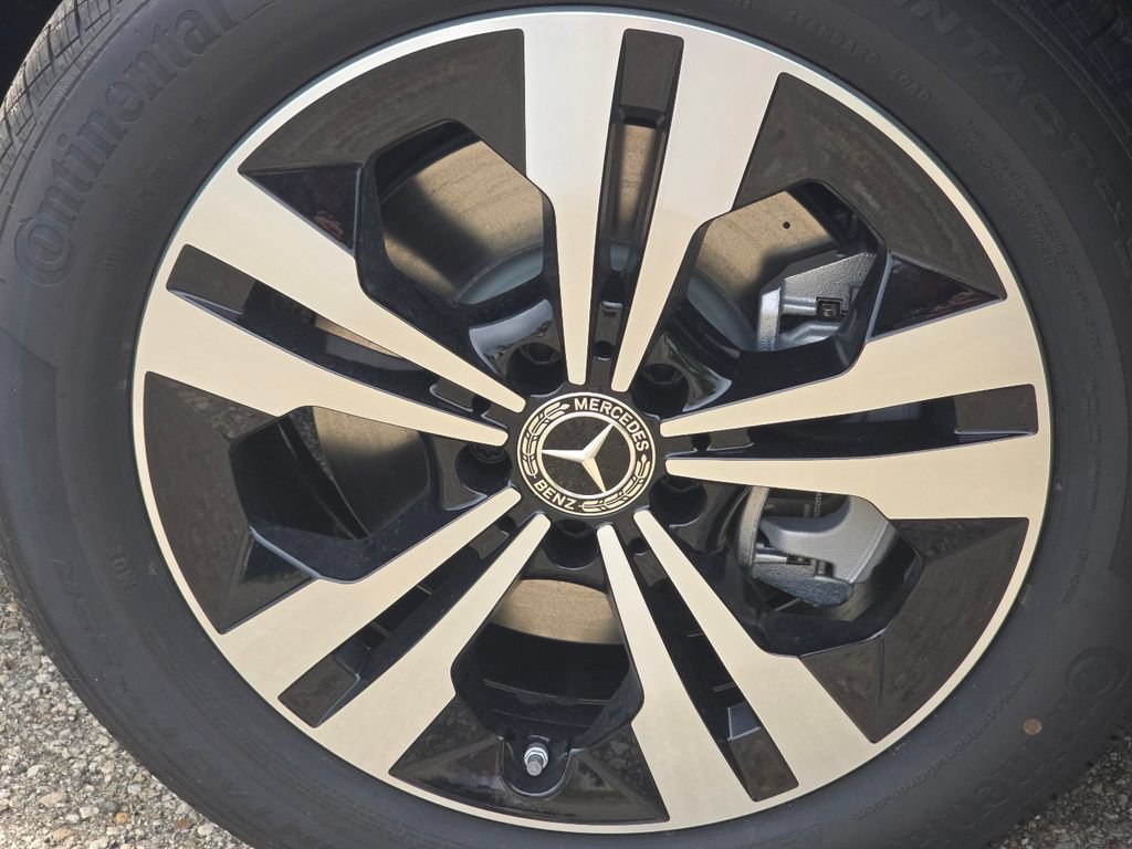 New 2026 Mercedes-Benz GLA 250 4MATIC image 9