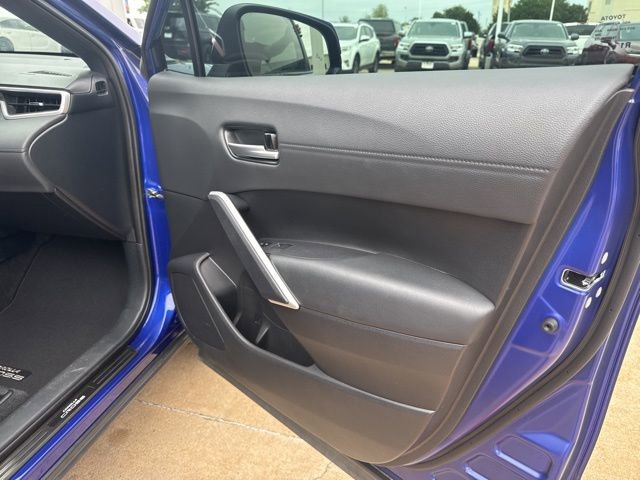 Used 2024 Toyota Corolla Cross AWD Hybrid w/ Convenience Package image 12