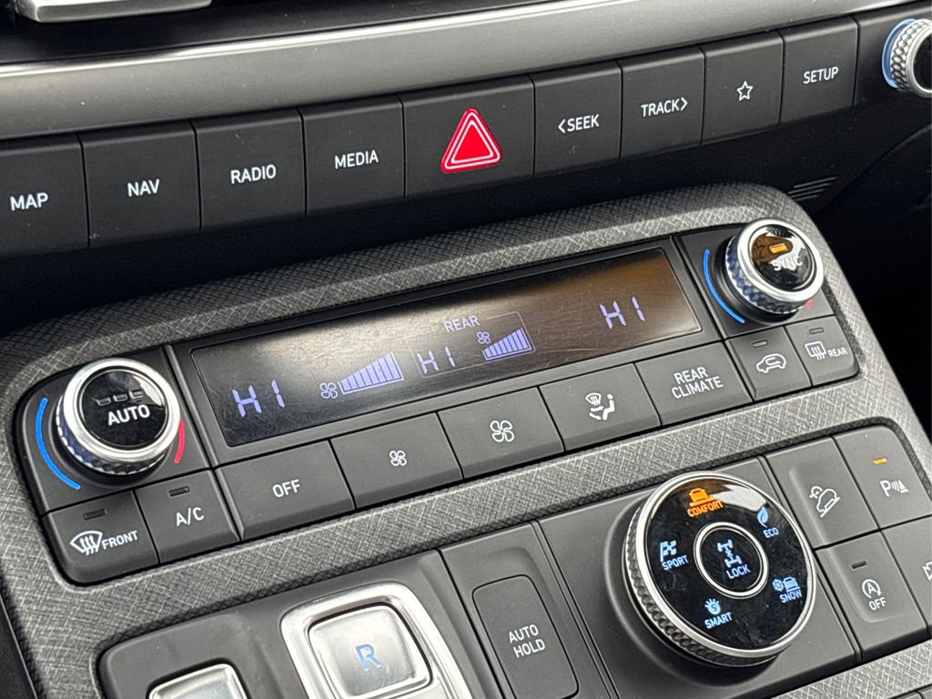 Used 2024 Hyundai Palisade Limited image 28