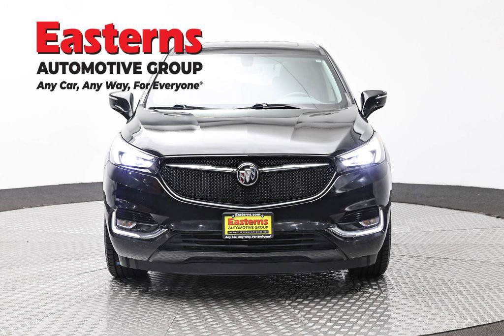 Used 2021 Buick Enclave Essence w/ Sport Touring Edition image 2