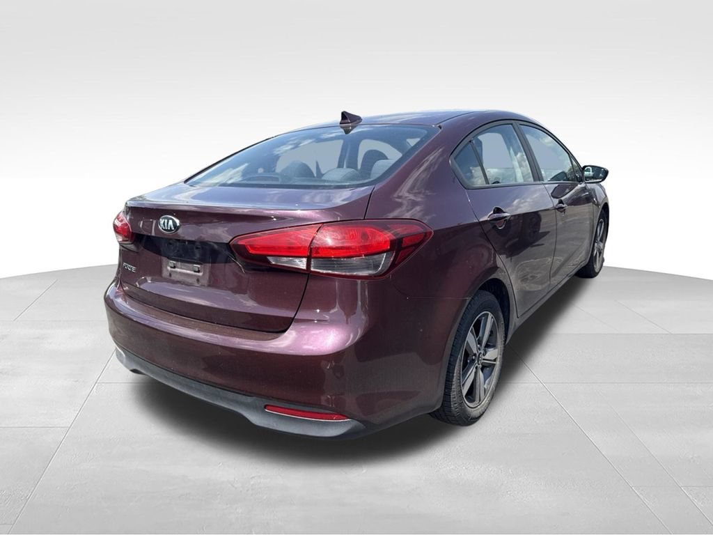 Used 2018 Kia Forte LX w/ LX Popular Package FWD image 2