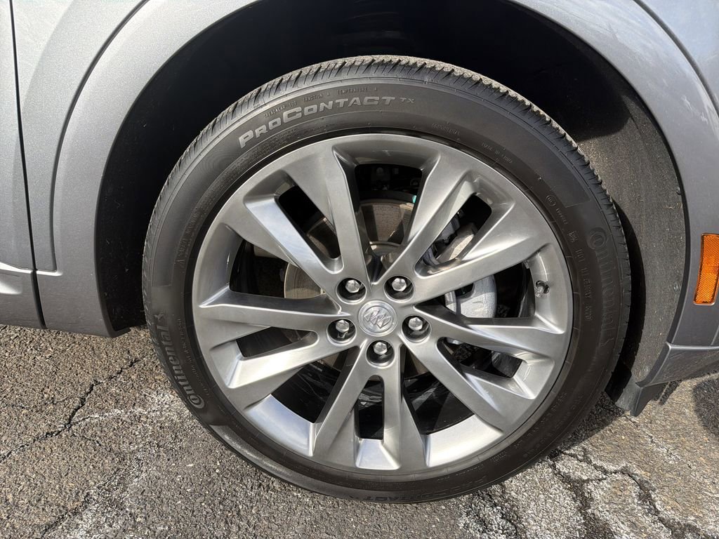 Used 2021 Buick Envision Avenir w/ Technology Package II image 33