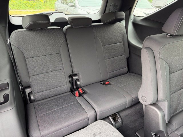 New 2027 Chevrolet Traverse LT w/ Driver Confidence Package FWD image 17