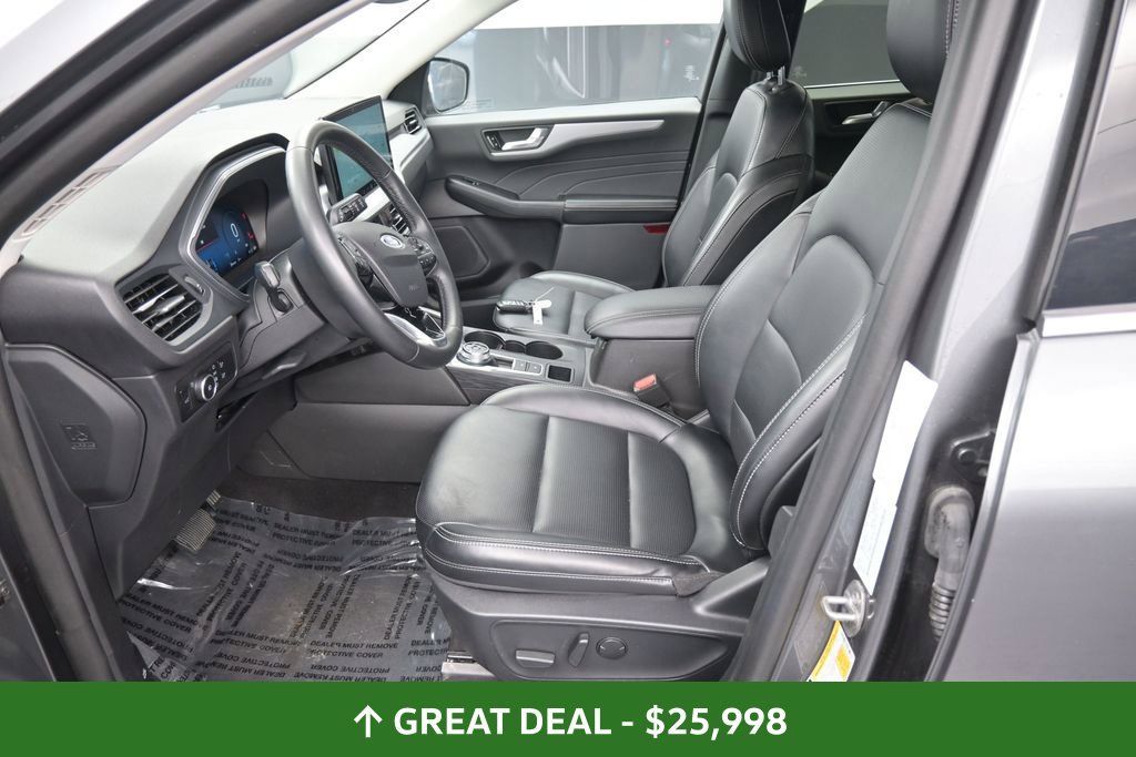 Used 2025 Ford Escape Platinum AWD/4WD image 31