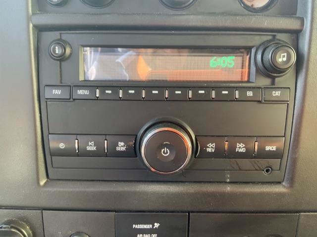 Used 2018 Chevrolet Express 3500 LT w/ LT Preferred Equipment Group RWD image 13