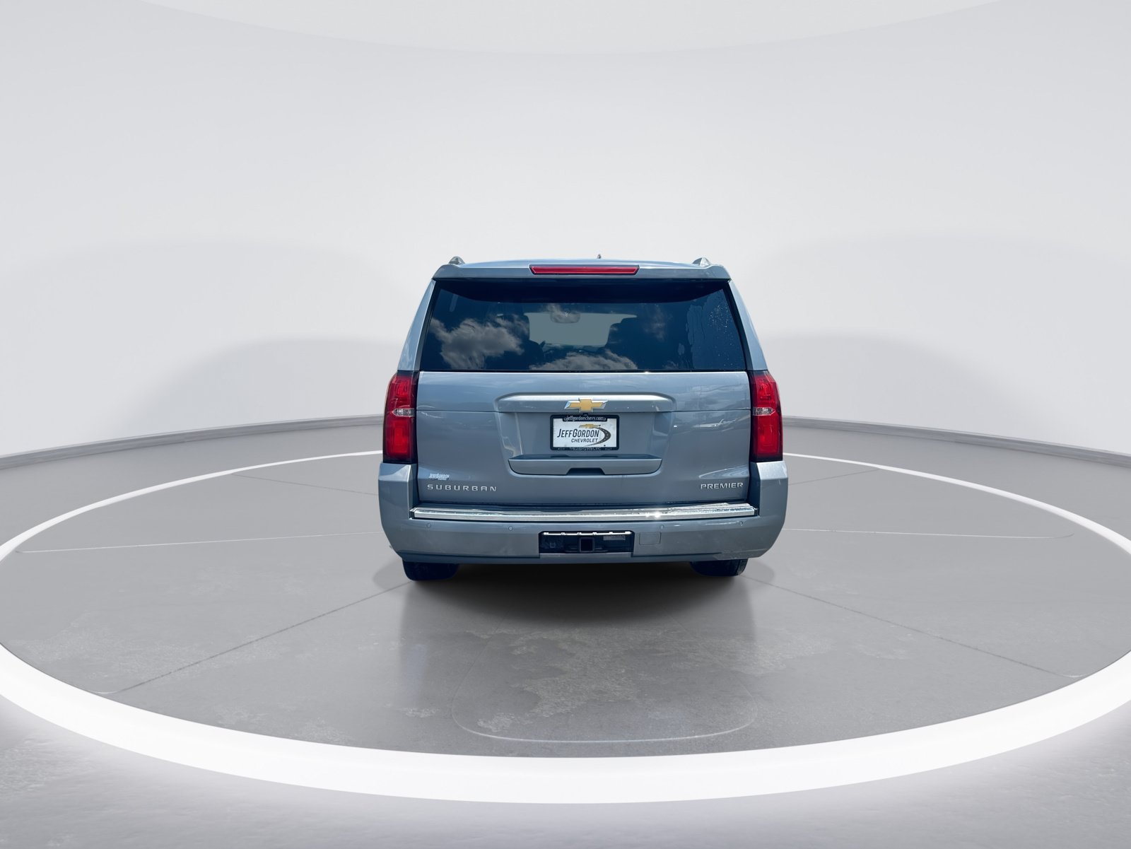 Used 2019 Chevrolet Suburban Premier AWD/4WD image 8