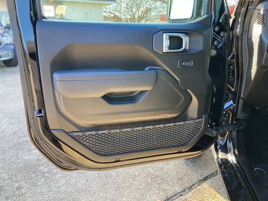 New 2026 Jeep Wrangler Unlimited Sport AWD/4WD image 11