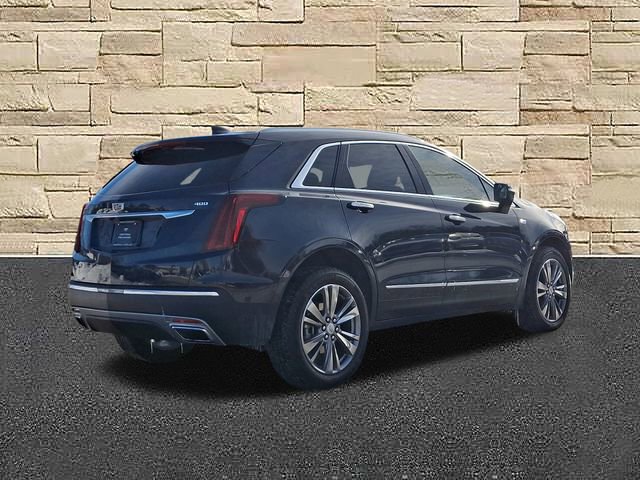 Certified 2025 Cadillac XT5 Premium Luxury image 4