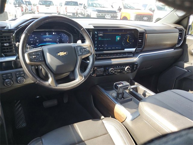 Used 2023 Chevrolet Silverado 1500 High Country w/ Z71 Off-Road Package image 10