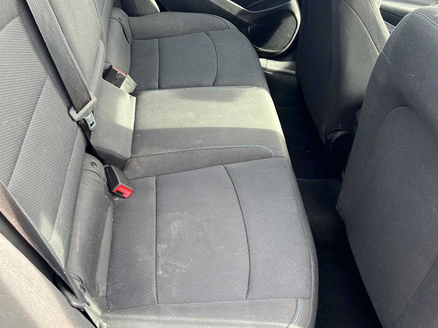 Used 2019 Chevrolet Cruze LT w/ Convenience Package image 27