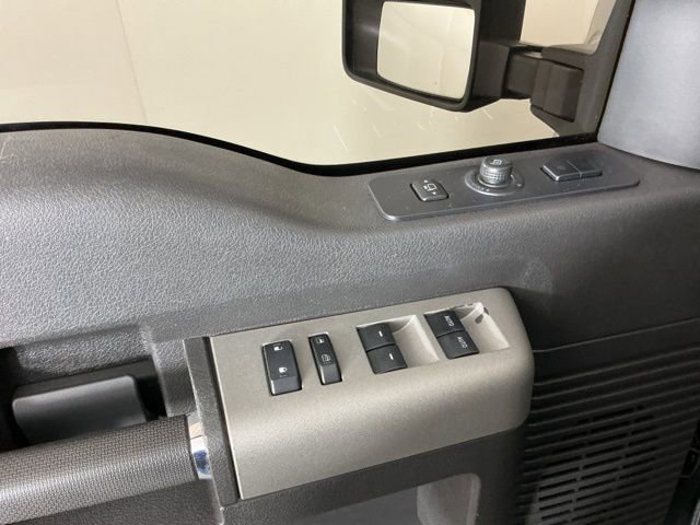 Used 2016 Ford F350 Lariat w/ Lariat Ultimate Package AWD/4WD image 13