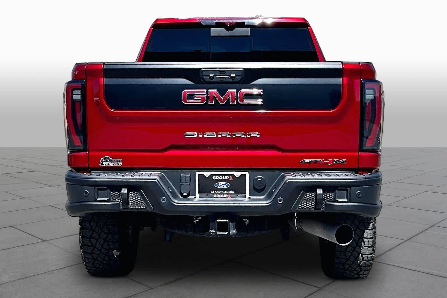 Used 2025 GMC Sierra 2500 AT4X w/ AT4X AEV Edition AWD/4WD image 5