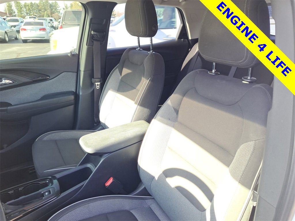 Used 2022 Chevrolet TrailBlazer LT w/ Convenience Package image 5