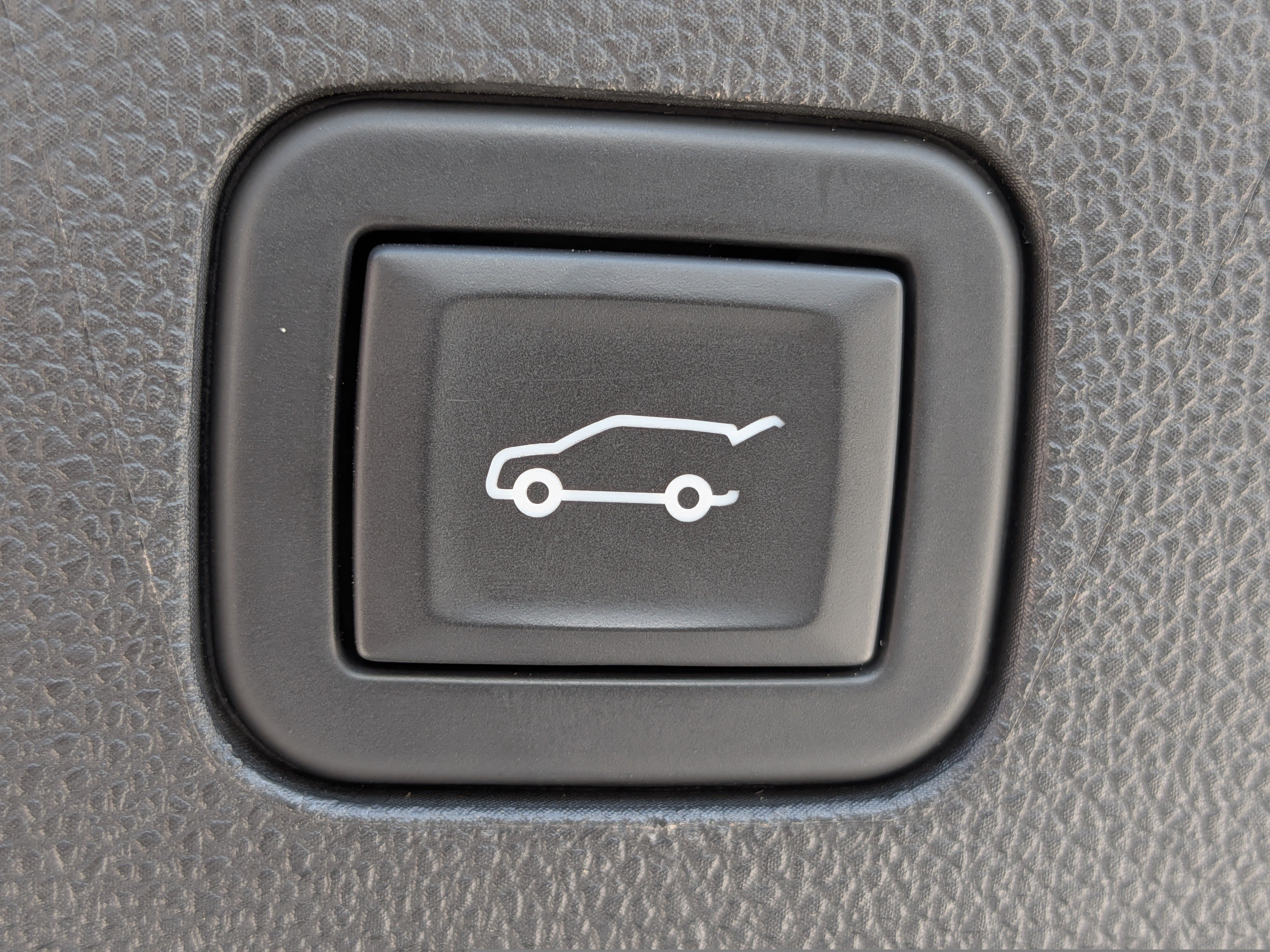 Certified 2023 GMC Yukon Denali Ultimate AWD/4WD image 19