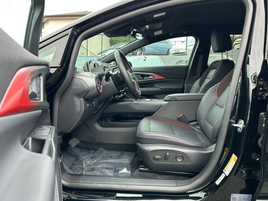 Used 2024 Chevrolet Equinox EV RS image 11