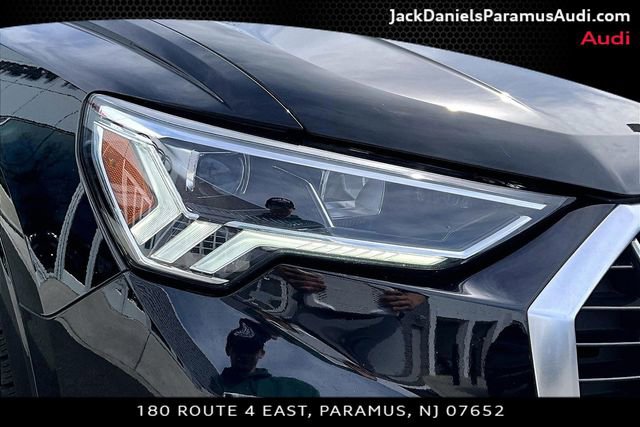 Used 2023 Audi Q3 2.0T Premium w/ Convenience Package image 21