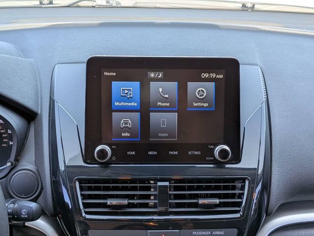 Used 2022 Mitsubishi Eclipse Cross LE FWD image 18