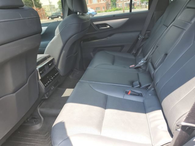 Used 2024 Lexus LX 600 F Sport AWD/4WD image 13