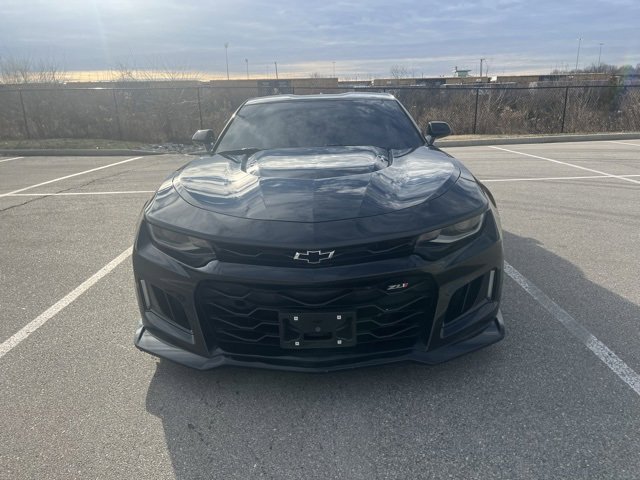 Used 2021 Chevrolet Camaro ZL1 image 2