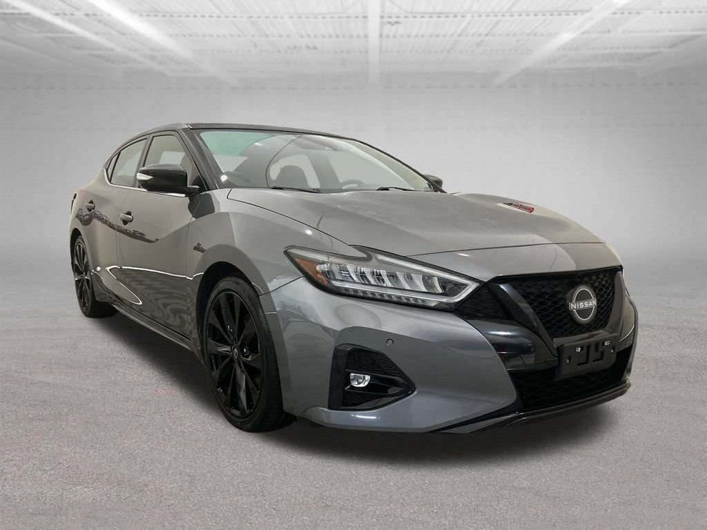 Used 2023 Nissan Maxima SR w/ Sport Mat Group FWD image 8