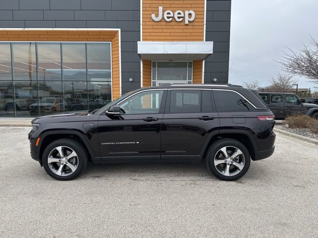 Used 2022 Jeep Grand Cherokee Limited 4xe w/ Luxury Tech Group II image 9